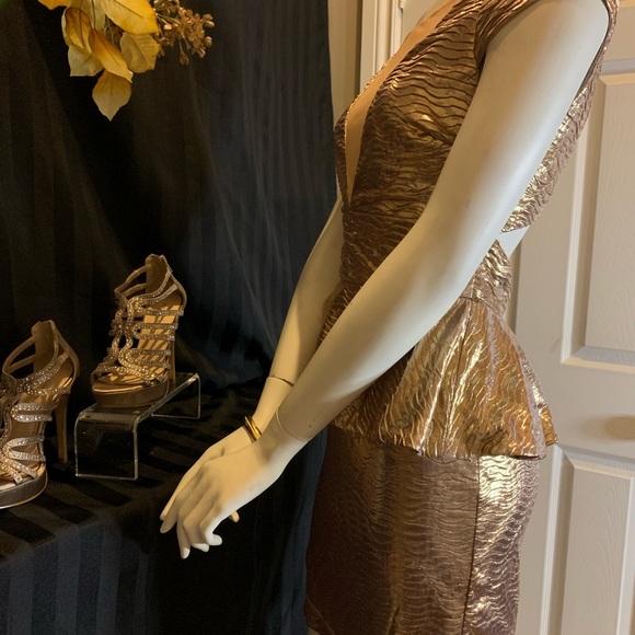 GOLDEN. ROSEz, USED.  in excellent condition. - Picture 3 of 15